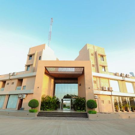 Club Heaven Palanpur Hotel Eksteriør billede